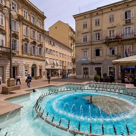 Srnec - Korzo Apartment Rijeka