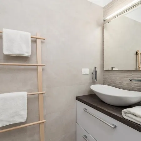 Srnec - Korzo Apartamento